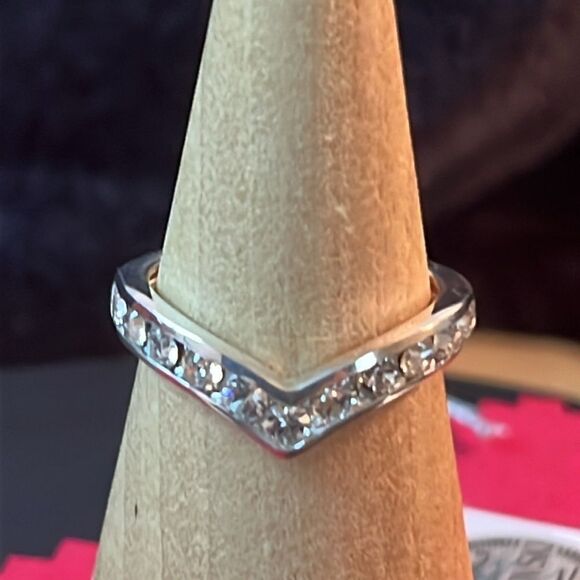 Swarovski Premium Crystal Wishbone Ring in Sterling Silver 8 - Picture 9 of 16